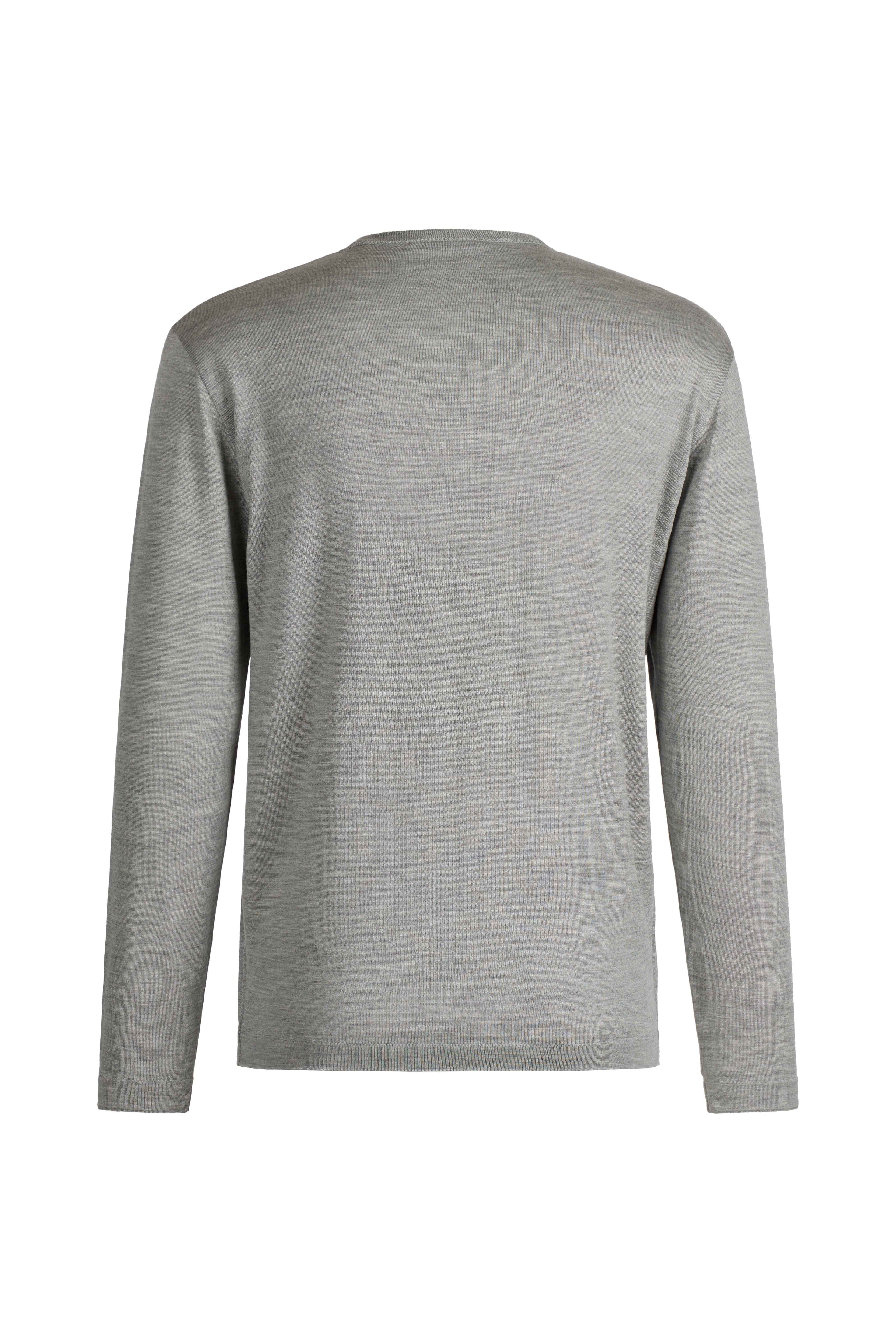 V-neck sweater made of extra-fine Merino silk, regular fit