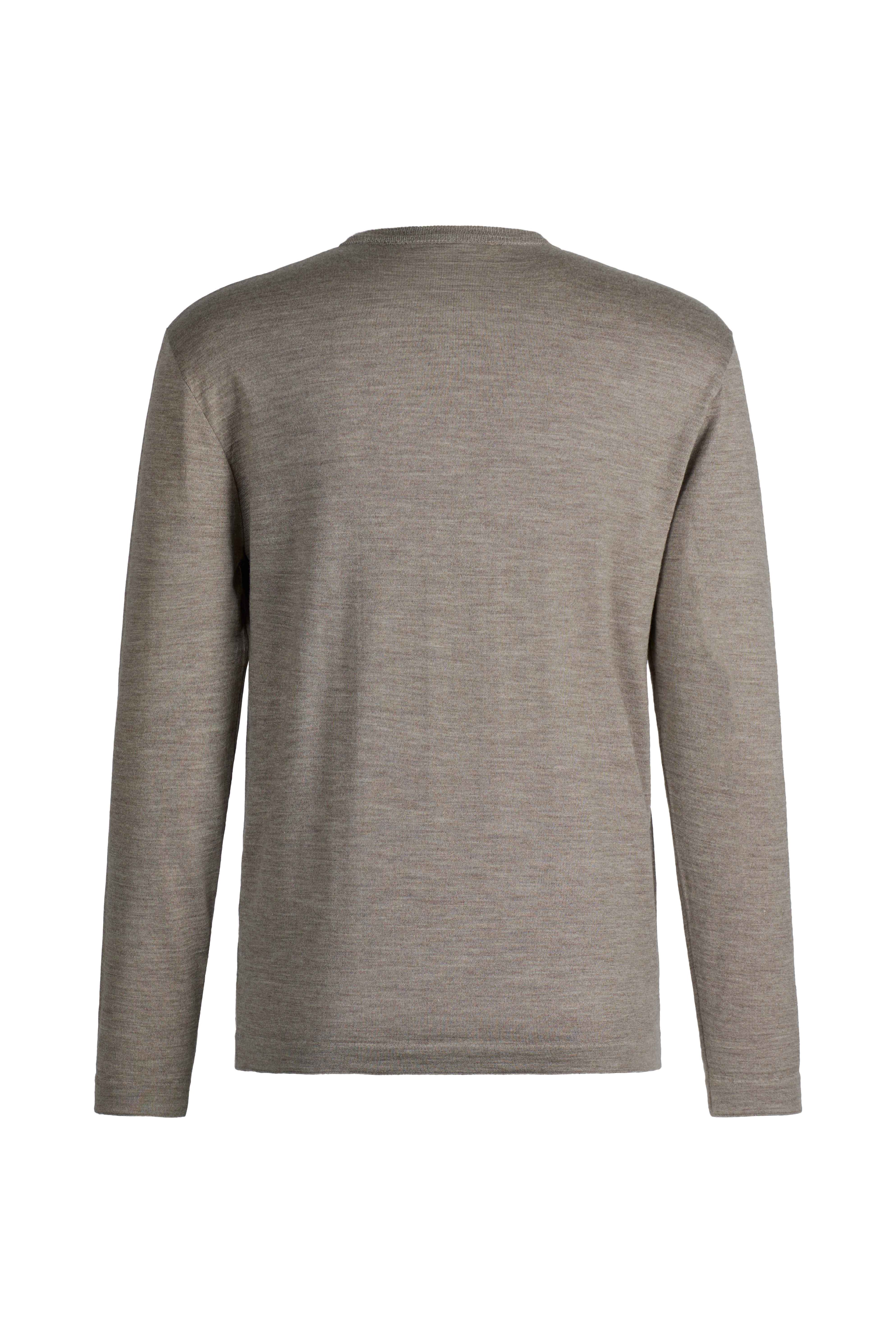 V-neck sweater made of extra-fine Merino silk, regular fit