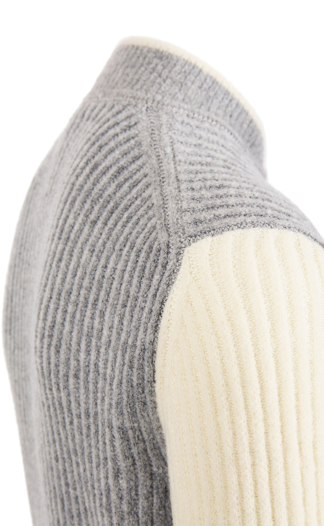 College jacket made of lightweight merino bouclé yarn with a ribbed structure, relaxed fit