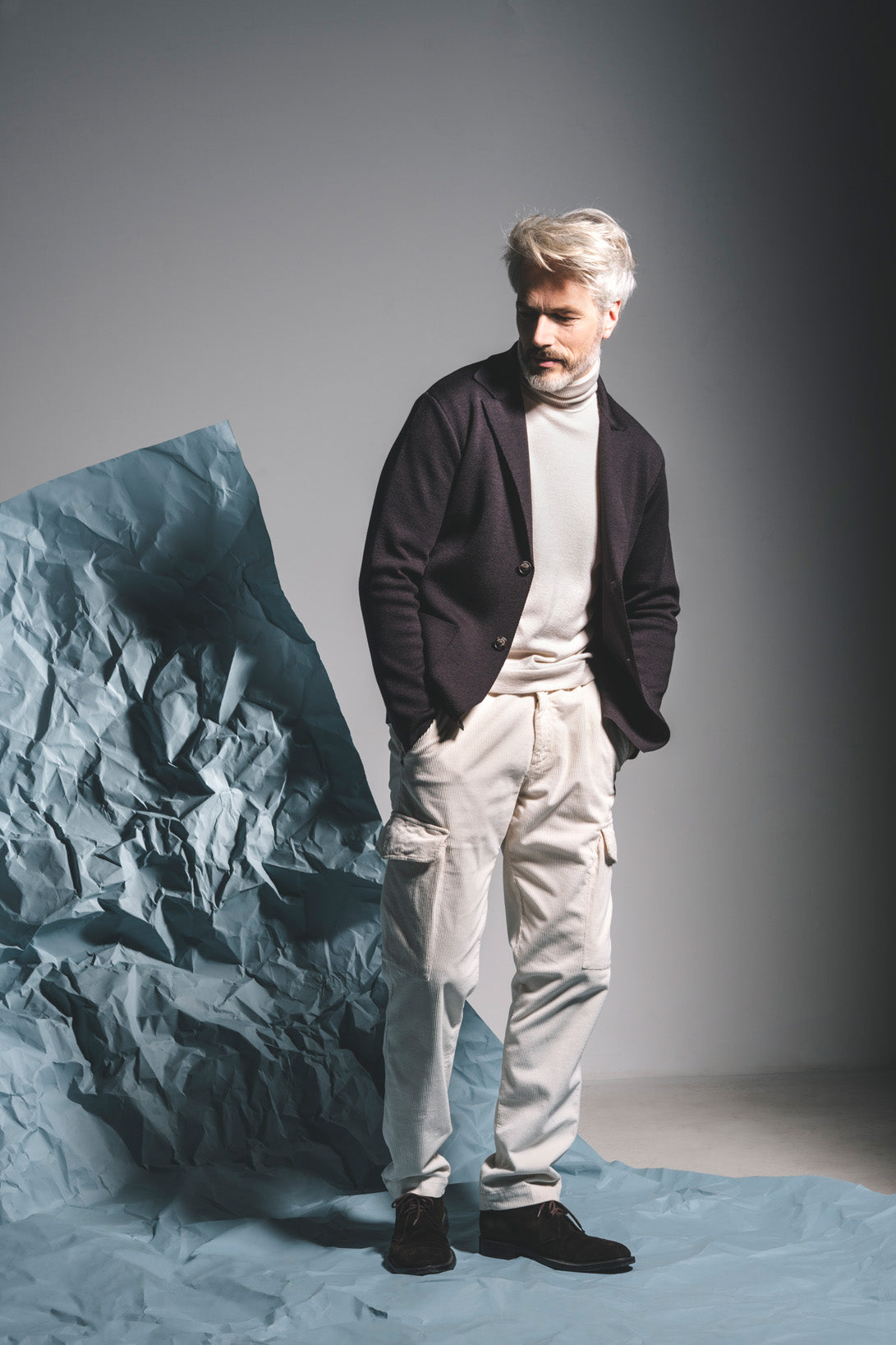 Robust knit blazer made from the finest merino wool, relaxed fit