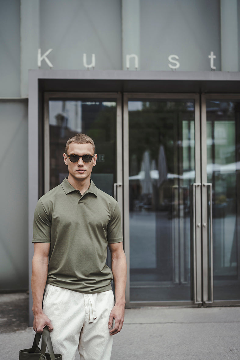 Polo shirt made of premium viscose jersey, 1-button