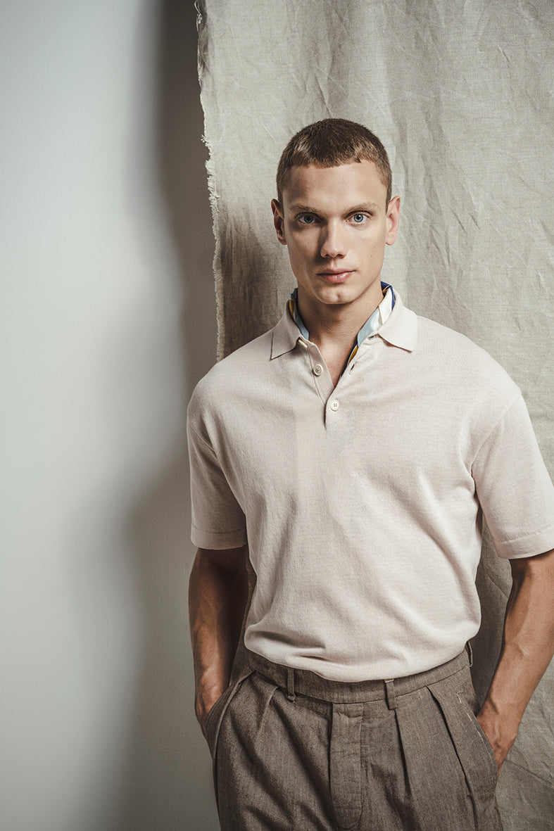 Knitted polo shirt made of finest cotton, short sleeve, relaxed fit