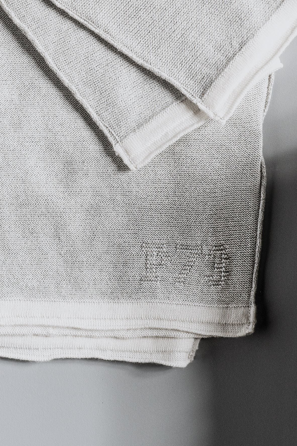 V-neck sweater, double-face made of merino and cotton