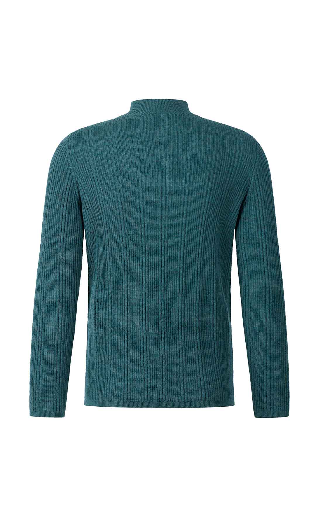 Mock neck sweater in a distinctive ribbed texture, seamlessly knitted from the finest merino wool, regular fit