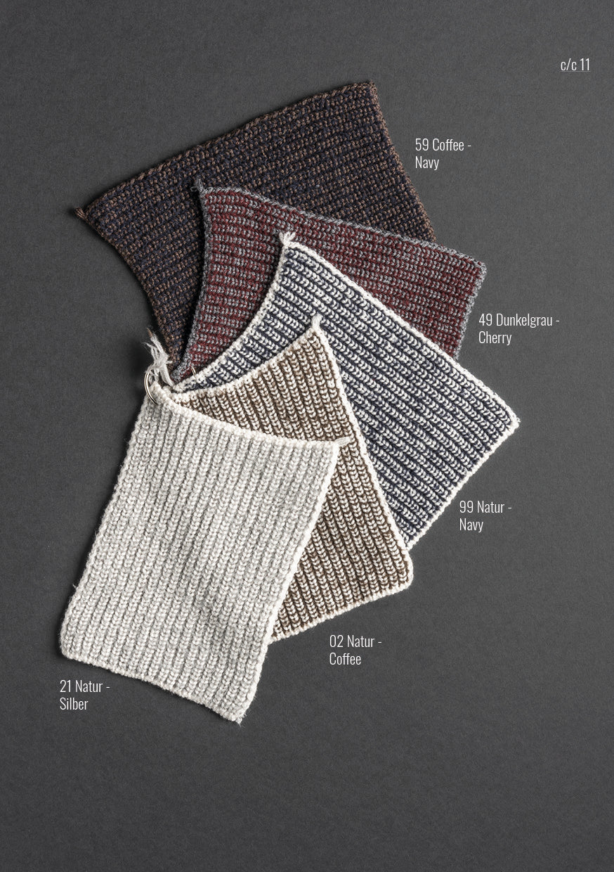 Scarf made of two-tone merino rib