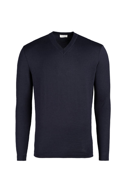 V-neck sweater made of extra-fine Merino silk, regular fit