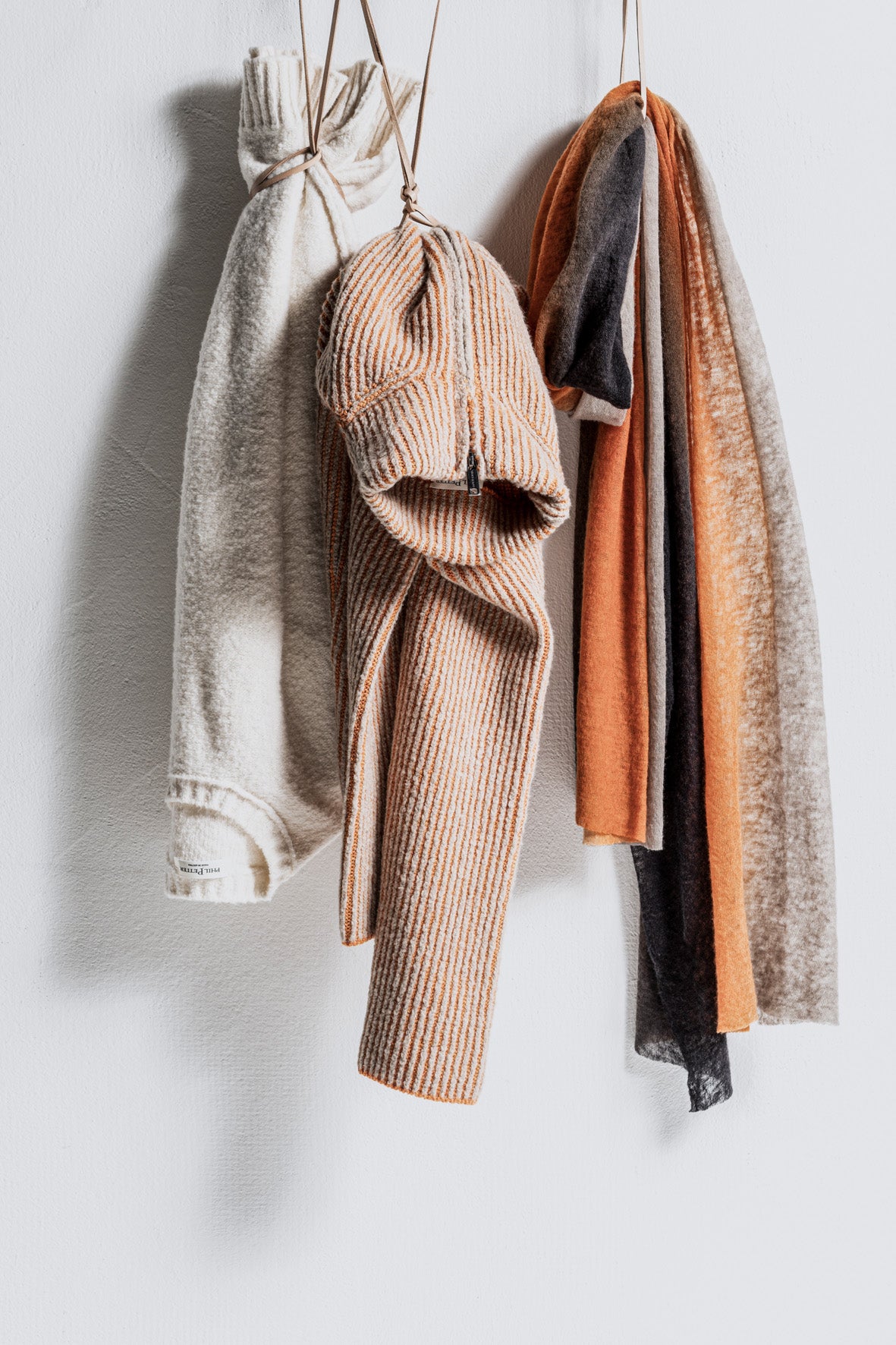 round-neck sweater made of winter cotton