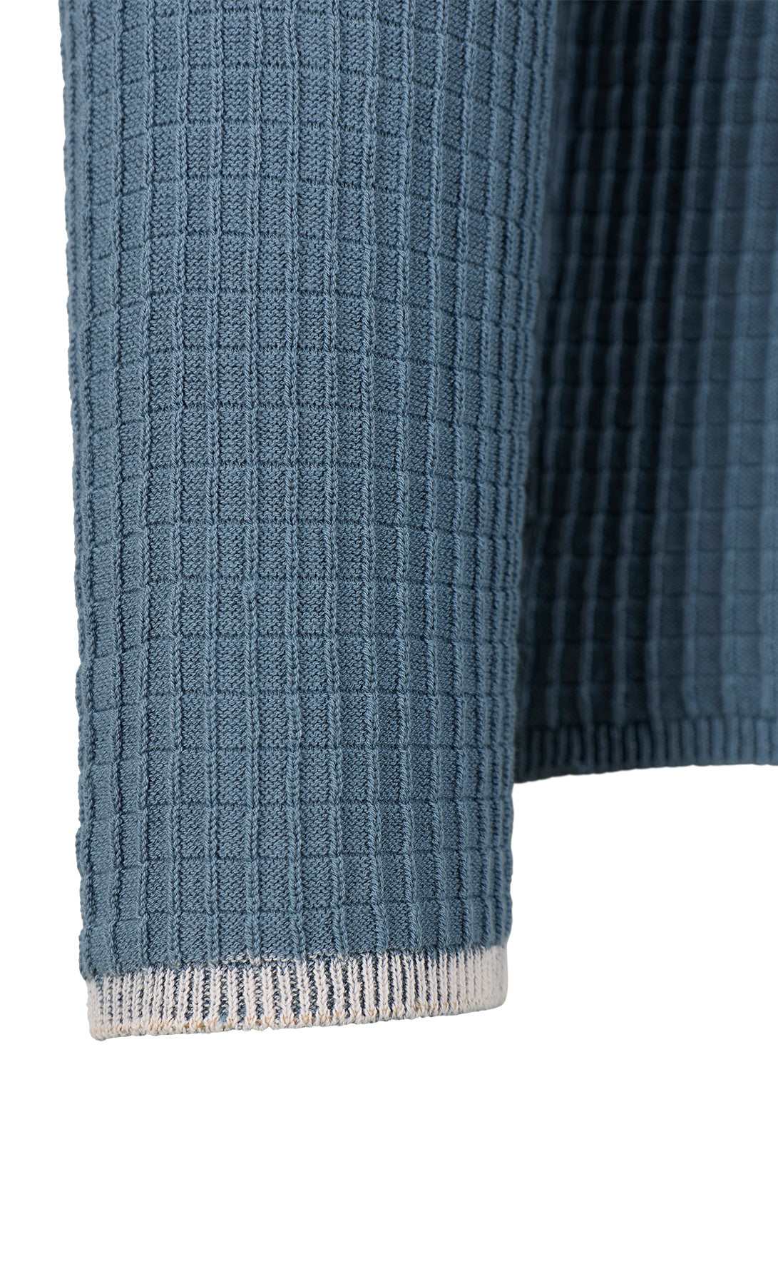 Unique: seamless round neck sweater in 3D knit, with color corrosion, made of the finest cotton, relaxed fit