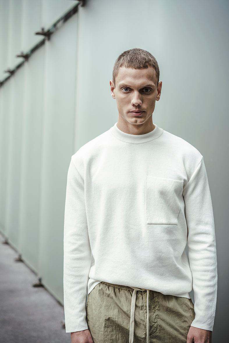 Milano knit round neck sweater made of the finest cotton, relaxed fit