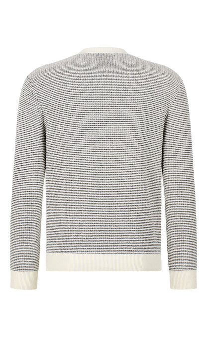 Round neck sweater made of light cotton bouclé and cooling cotton
