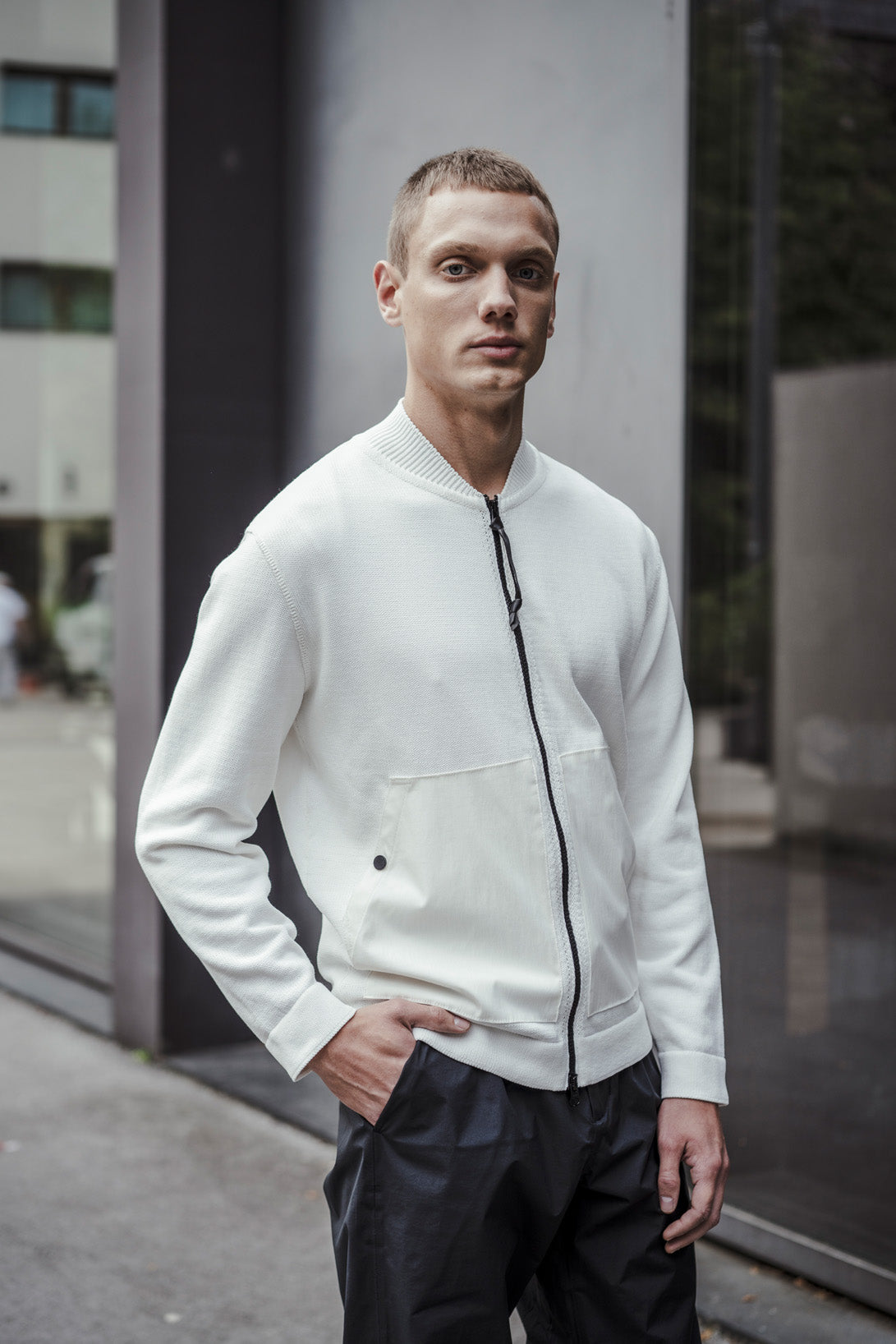 Hybrid bomber jacket made of technical cotton effect yarn, relaxed fit