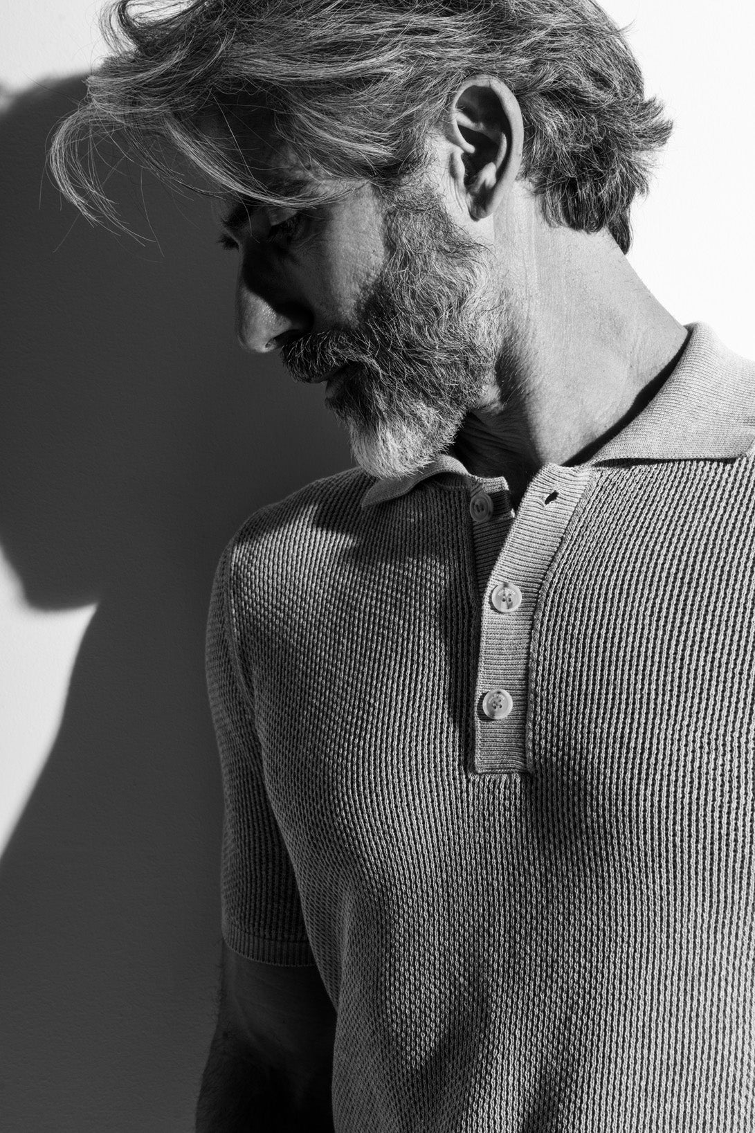 Polo aus reiner Baumwolle im modernen Crochetstrick