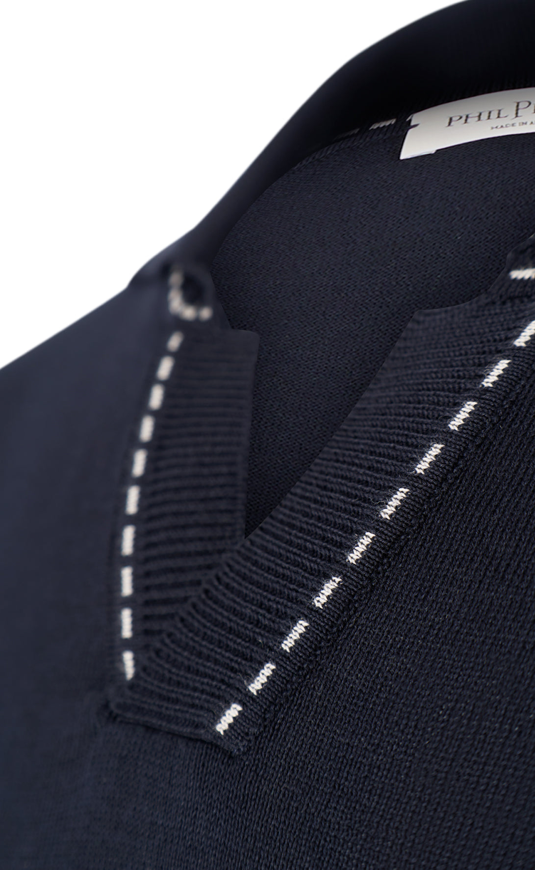 Buttonless polo shirt made from the finest cotton, relaxed fit