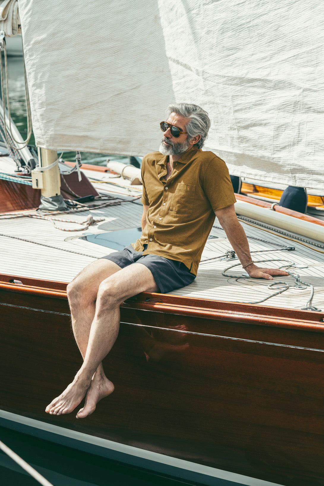Short-sleeved shirt made from cooling cotton-linen blend, relaxed fit