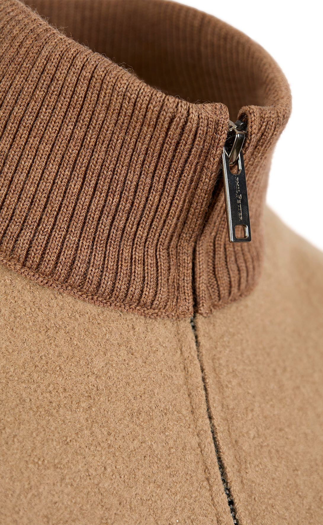 Zip-gilet made of 100% felted merino wool, relaxed fit