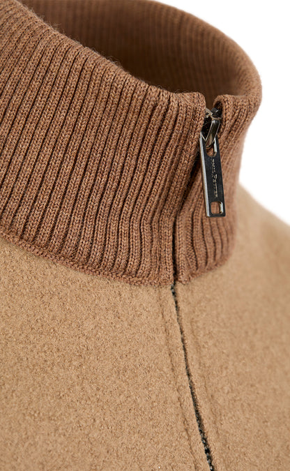 Zip-gilet made of 100% felted merino wool, relaxed fit