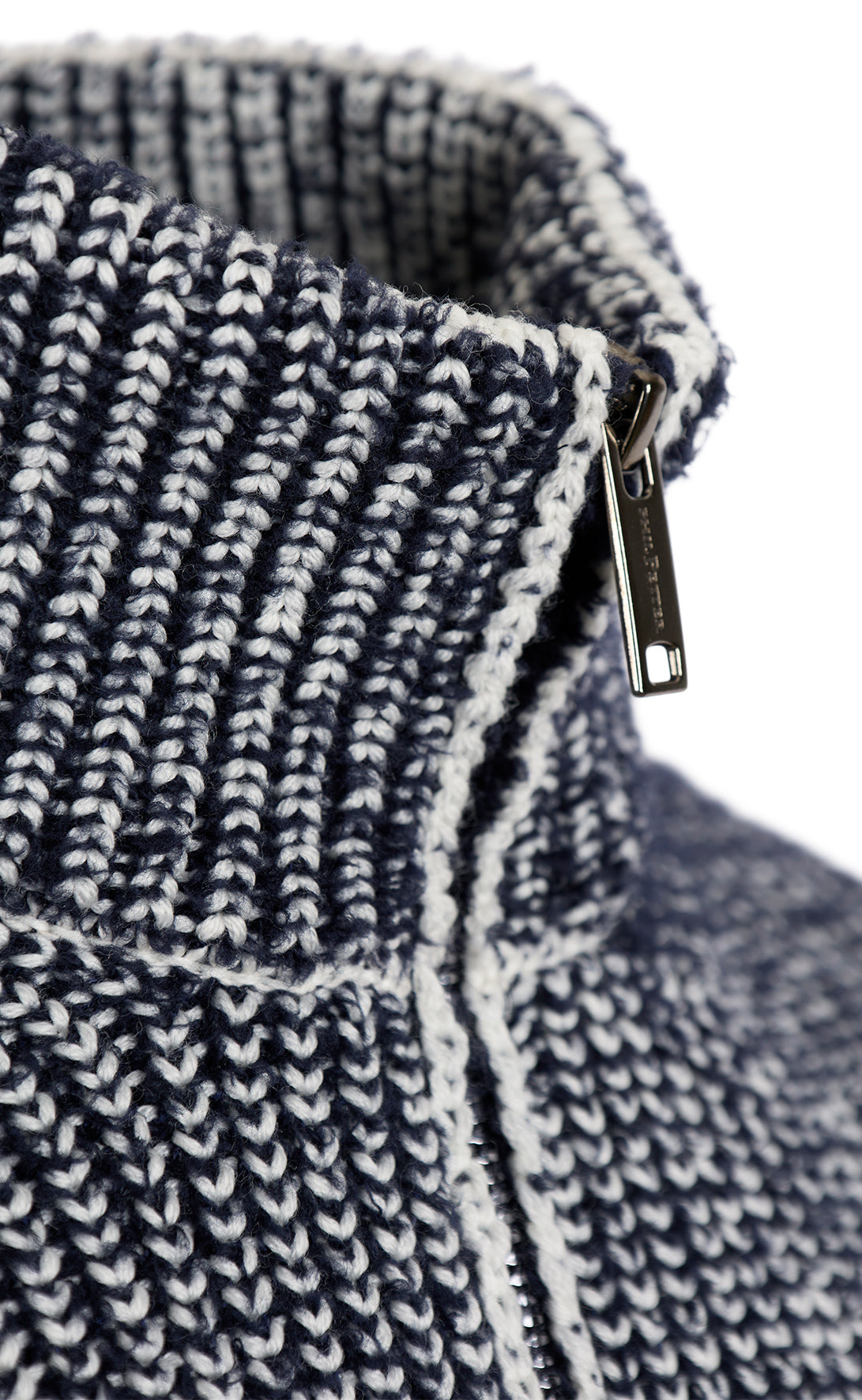 Zipptroyer in 2-color pearl catching structure made of merino wool, relaxed fit